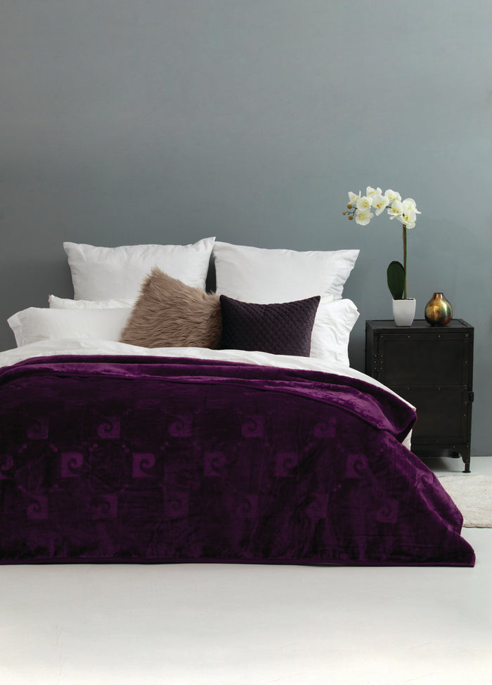 Luxury Queen Mink Blanket